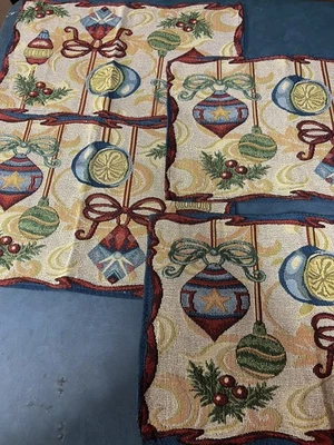 4件19英寸X12英寸圣诞挂毯摆件常绿假日 — 第 1/4 张图片