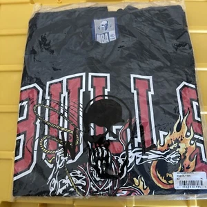 Camiseta Warren Lotas Chicago Bulls “Windy City” Talla XL - Imagen 1 de 5