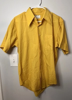 Винтажная футболка 1970-х Kmart с постоянным нажатием желтая с воротником на пуговицах средний размер - Изображение 1 из 4