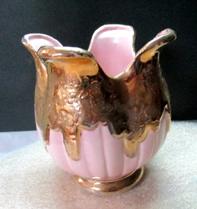 SAVOY Weeping tulip bloom vase pink & 24K Gold Ceramic Vintage 5" Tall - Picture 1 of 8