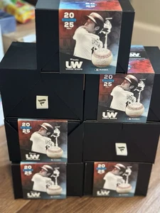 SALE 2025 FANATICS UNDER WRAPS RANDOM AUTOGRAPHED CERTIFIED BASEBALL ROOKIE HOF - Picture 1 of 4