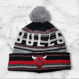 Mitchell & Ness Chicago Bulls Knit Winter Beanie Hat Cap Pom Top Gray/Red/Black - Picture 1 of 4