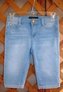 CELEBRITY PINK CAPRIS~Light Blue Shades Denim~Pockets~Stretch~Girls Size 10 - Picture 1 of 2
