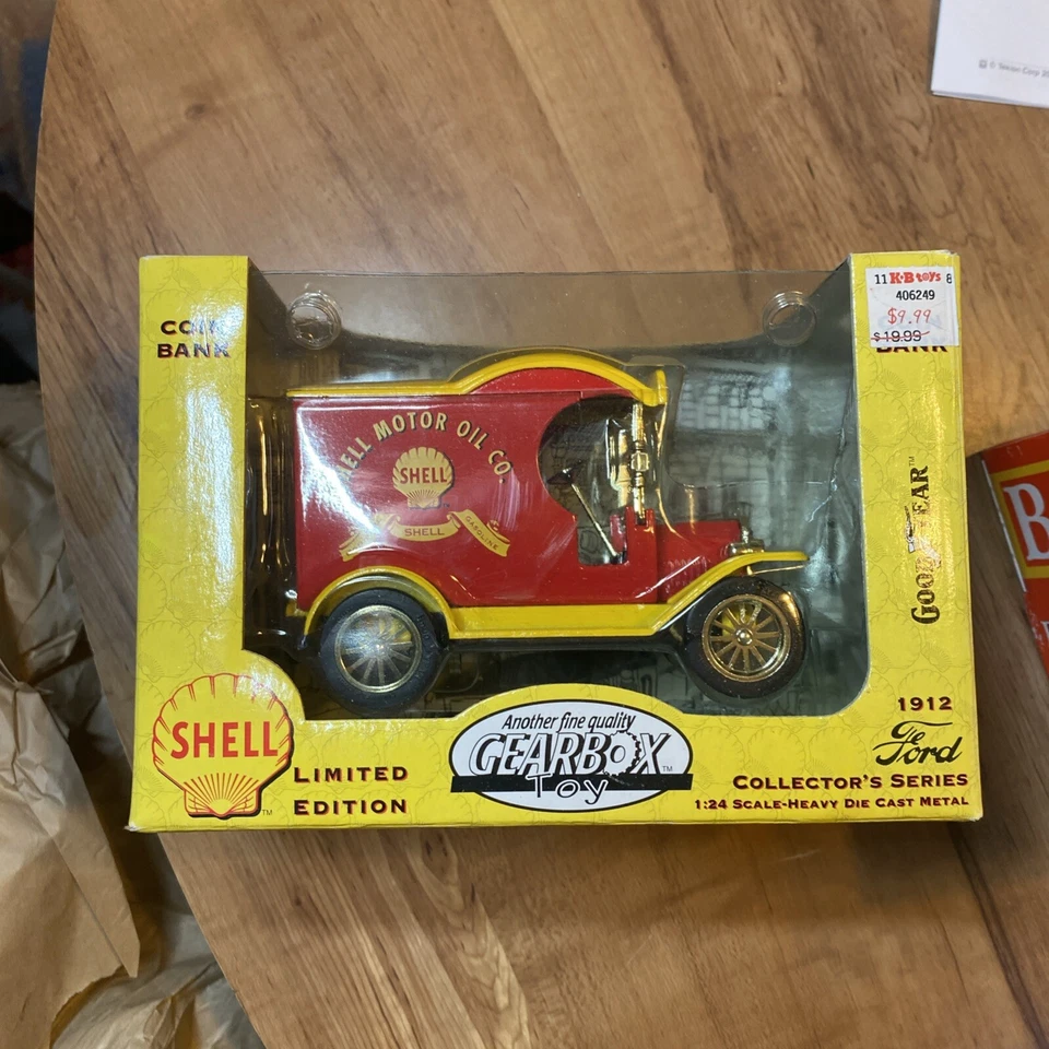 1912 年福特 SHELL GEARBOX 收藏家系列限量版硬币银行 1:24 比例 — 第 1/3 张图片