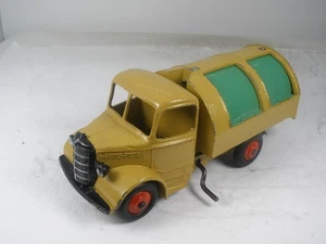 Made in England Dinky Toys #252 Bedford Refuse Truck TOP ZUSTAND - Bild 1 von 16