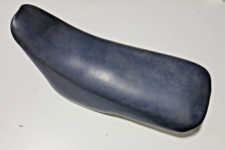 Conjunto de assento 1986 Honda CR500 CR500R 3-67 122mm - Imagem 1 de 4