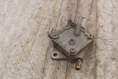 1991 YAMAHA VENTURE 480 Fuel Pump - Image 1 of 4