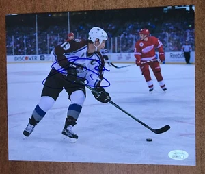 JOE SAKIC Signed COLORADO AVALANCHE 8x10 Photo - JSA COA GORGEOUS! - Picture 1 of 3