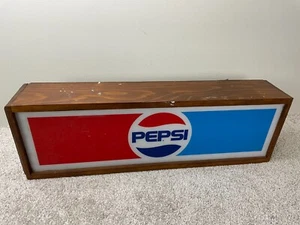 Letrero de iluminación eléctrico rectangular de madera Pepsi vintage 30"x9,75" - Imagen 1 de 10