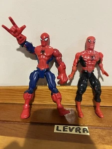 2 lot SPIDERMAN black/red & blue/red Hasbro Marvel action figures 5" - 6" - Picture 1 of 3