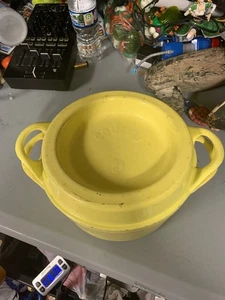 Vintage Le Creuset / Cousances enameled cast iron # 22 Doufeu - Pale Yellow - Picture 1 of 19