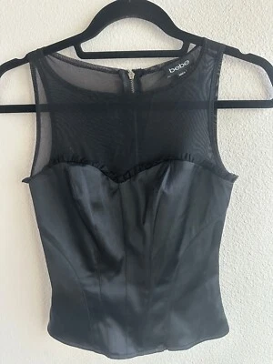 Blusa top estructurada corsé bustier negro seda Bebe nueva sin etiquetas Foto 1 de 4