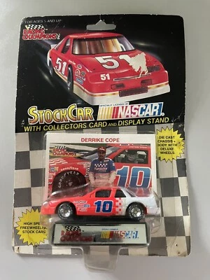 RACING CHAMPIONS 1:64 DieCast StockCar con tarjeta y soporte (Derrike Cope #10) Foto 1 de 4