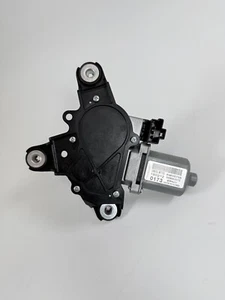 2019 - 2025 Cadillac XT4 Front Windshield Wiper Motor 84615755 OEM - Imagen 1 de 8