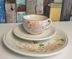 1980s Boots Hedge Rose Tea Cups & Saucer & side plate Ceramic White Floral Patte - Picture 1 of 12