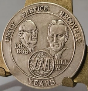 Alcoholics Anonymous 26 Year AA Bronze Medallion Chip Coin Token Bill & Bob Vint - Picture 1 of 2