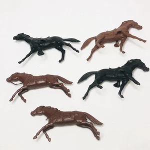 Lotto 5 cavalli cavalleria Marx Fort Apache vintage anni 60 indiani neri e marroni - Foto 1 di 4