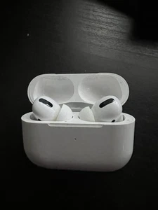 Écouteurs sans fil Apple Airpod Pro (2e génération) ANC - Photo 1 sur 1