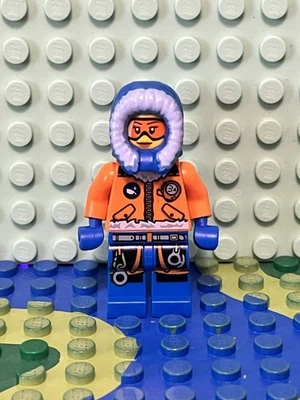 lego Minifigure City Arctic Explorer Female Cty0491 - Image 1 of 2