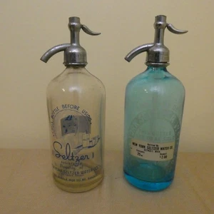 Pair of VTG New York Seltzer Water Co. Detroit Michigan Bottles Soda Water - Picture 1 of 10