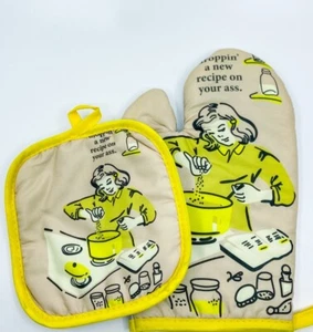 “Droppin A New Recipe” 2-Piece Cotton Oven Mitt/ Pot Holder Set - New In Package - Picture 1 of 9