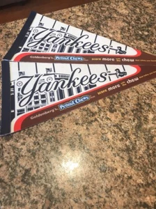 New York Yankees SGA Goldberg's Peanut Chews Felt Pennant Measures 8x18 inch - Picture 1 of 2