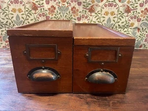 Set of 2 large vintage solid wooden tongue and groove draws/boxes both with lids - Picture 1 of 5