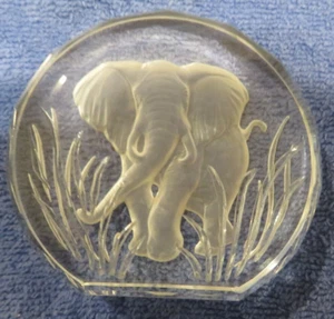 VTG Danbury Mint Elephant from 12 Wildlife Crystals-Paperweight - 3"- W Germany - Picture 1 of 3