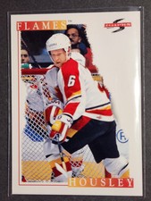 1995-96 Score Hockey Phil Housley #45 Calgary Flames