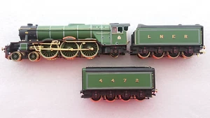 Hornby R3738 Flying Scotsman USA Tour 50th Gold Plated Parts Runner Used No.19 - Afbeelding 1 van 24