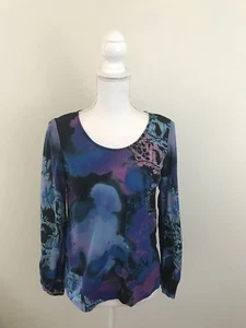 See By Chloe Damen Top Blau Lila Abstrakt Gr. 2 Langarm Wogende Ärmel Shirt - Bild 1 von 10