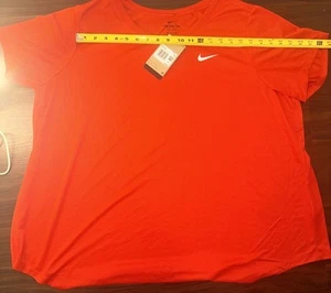 3xl Women’s Red Nike DRIFIT Work Out T Shirt Tee Running Gym DRIFT-Fit NWT - Picture 1 of 6