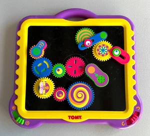 Vintage Tomy Gearation 1997 Magnetic Toy Stem Sensory w/ 10 Gears GETESTET Working - Bild 1 von 7