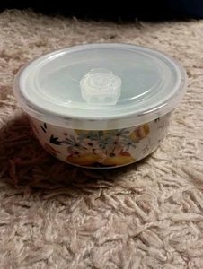 Disney-Winnie The Pooh - Hunny Pot Flowers Covered Medium Bowl-NEW WITH TAGS - Picture 1 of 4