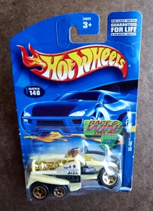 2002 Hot Wheels XS-IVE beige MAINLINE SERIES #140 1:64 DIE-CAST! GOLD OR5SP VAR! - Bild 1 von 17