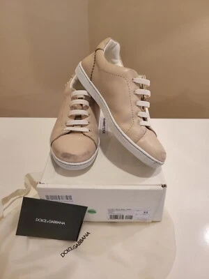 Dolce & Gabbana 米黄色皮革徽标运动鞋,尺寸 31EUR/儿童 13.5US — 第 1/4 张图片