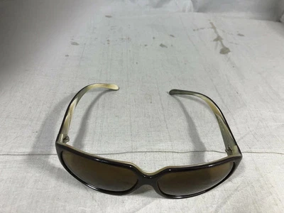 PRADA requerido para gafas de sol de entrada SPR24A Foto 1 de 4