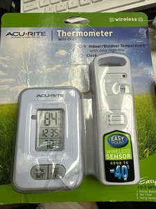 AcuRite Wireless Indoor Outdoor Digital Temperature Thermometer Clock & Memory - Picture 1 of 6