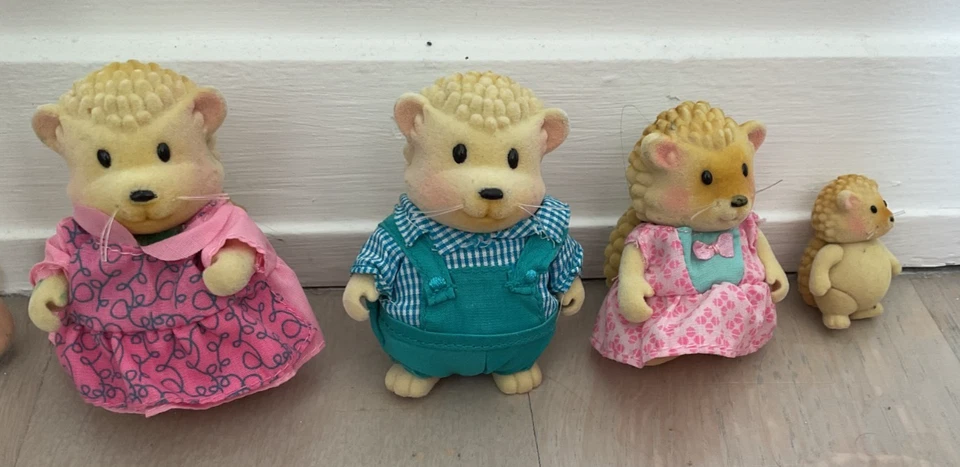 Lil Woodzeez Little Swiftysweepers Hedgehog Family Of 4 FREE SHIPPING! - Image 1 of 1
