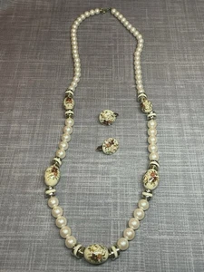 Vintage Cream-Colored Lucite Enamel Beaded Necklace w/Clip-on Button Earring Set - Picture 1 of 9