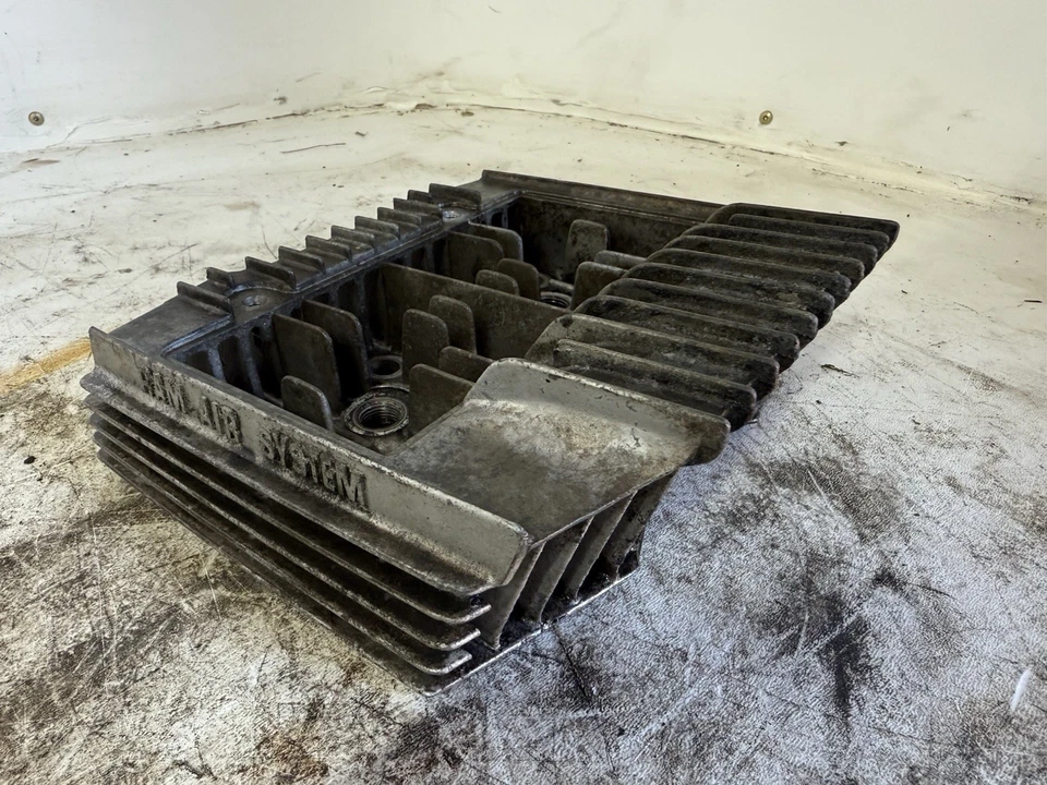 Suzuki GT-185 1973-1978 culata OEM Foto 1 de 4