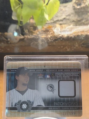 /199 DUAL Die-Cut: Dontrelle WILLIS, Josh BECKETT Jerseys 2005 Fleer Patchworks — 第 1/4 张图片