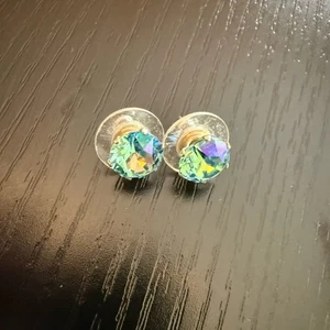 Vintage Iridescent Crystal Stud Earrings - Picture 1 of 3