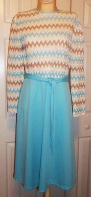 Vintage 60s 70s R&K Knits Mod Zig Zag & Blue Belted Dress Size 16 - Image 1 of 4
