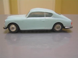 Vintage plastic Norev model #22 Lancia Aurelia 1/43 scale made in France blue - Picture 1 of 8