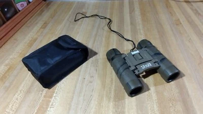 Bushnell Camo 12x25 Compact Binoculars,case! - Image 1 of 4