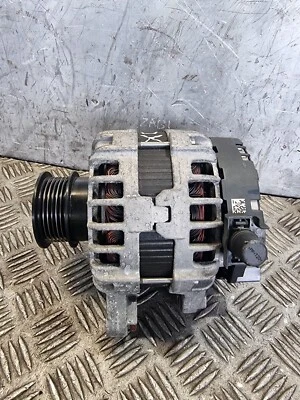 ALTERNADOR VOLVO XC 90 30659580 2,0 L DIÉSEL AUTO SUV 2018 ALTERNADOR Foto 1 de 4