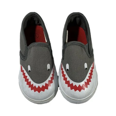 Lindos Zapatos Bebé Tiburón Niño Pequeño Talla 5 Gris y Blanco. Poco uso ver imágenes Foto 1 de 4