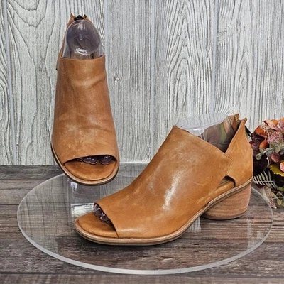 Sandálias femininas Soppt Carleigh couro peep toe shootie bronzeado salto bloco 7,5M - Imagem 1 de 4