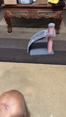 Cat Scratching Tree - Image 1 of 2